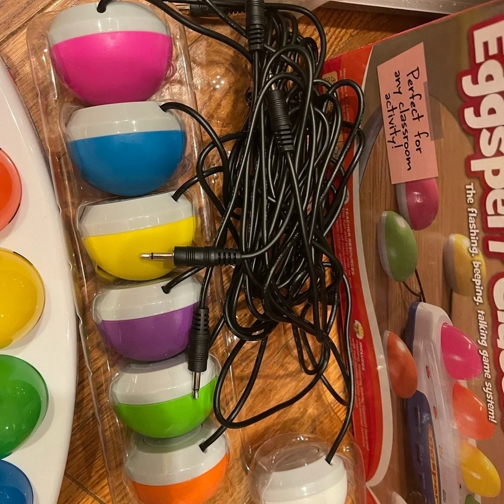 Eggspert Classic Educational Insights Classroom Buzzer Game New